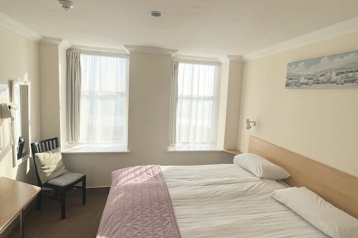 Room 13 of 59