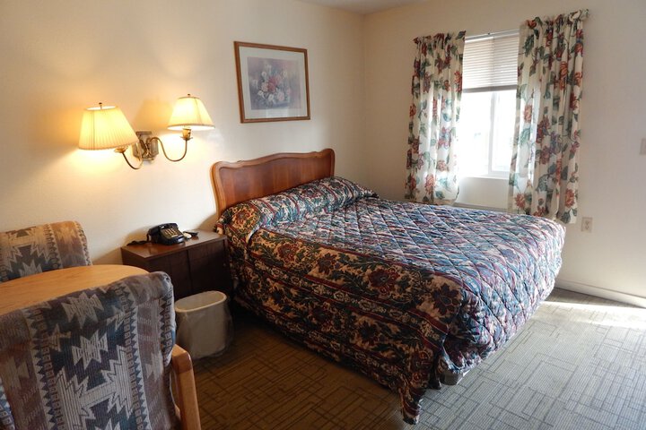 Room 5 of 35