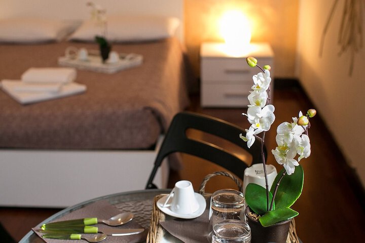 Room 4 of 5