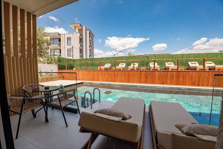 Terrace/Patio 147 of 244