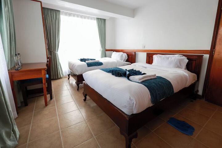 Room 3 of 31