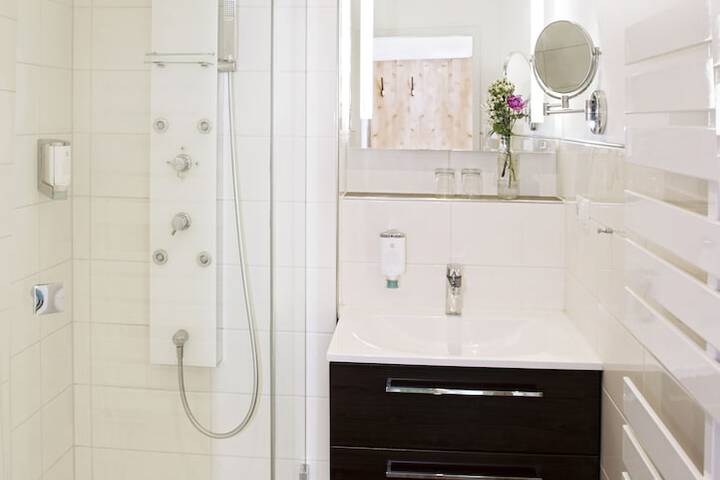 Clean Restrooms