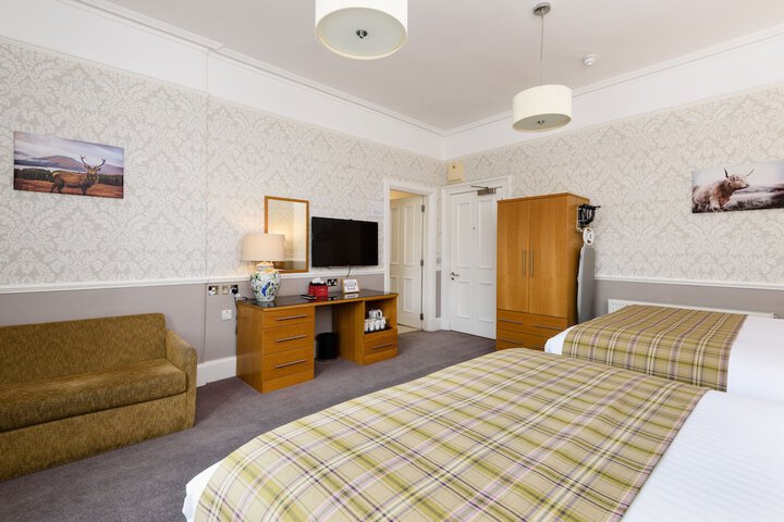 Room 26 of 97