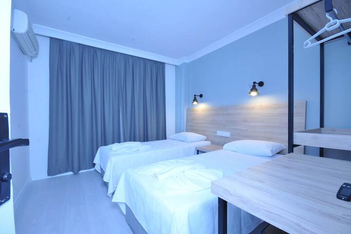 Room 5 of 39