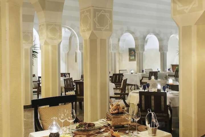 Dining 46 of 61