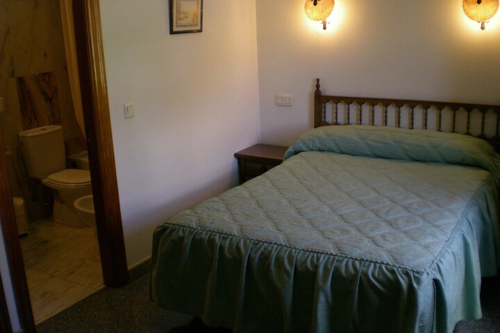 Room 2 of 30