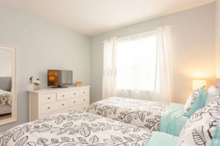 Room 270 of 687