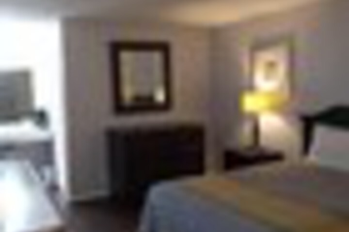 Room 68 of 120