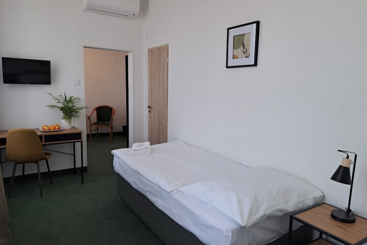 Room 17 of 51
