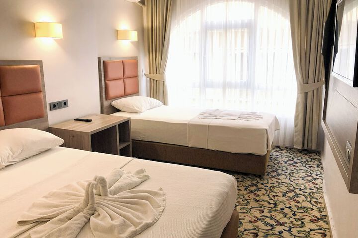 Room 18 of 29