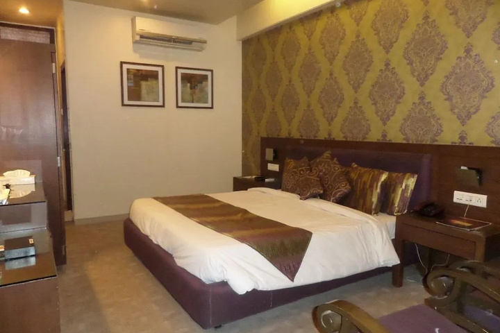 guest_rooms