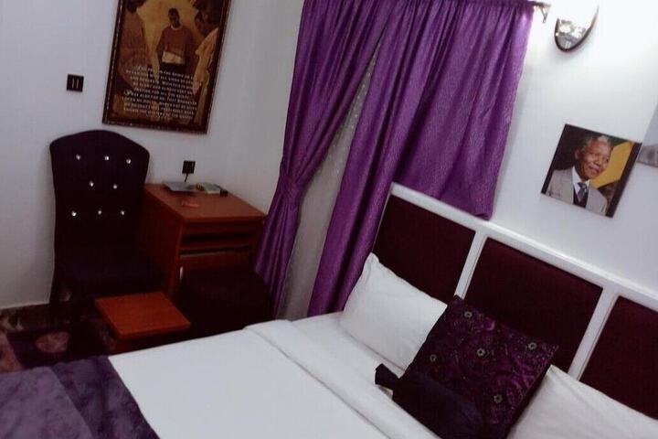 Room 12 of 12