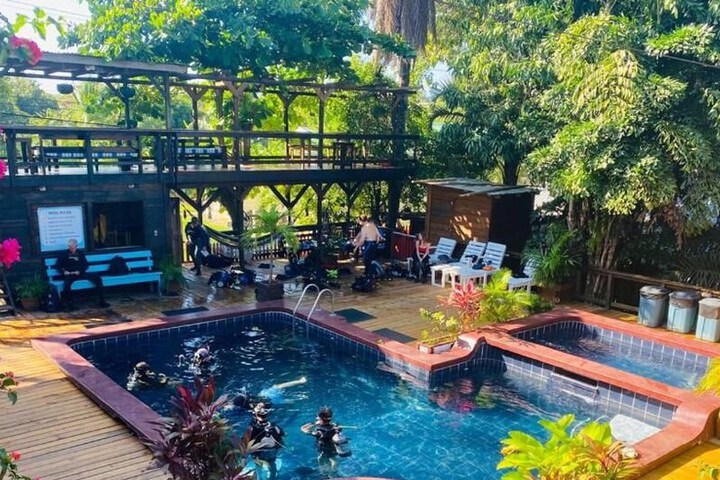 Pool 39 of 52