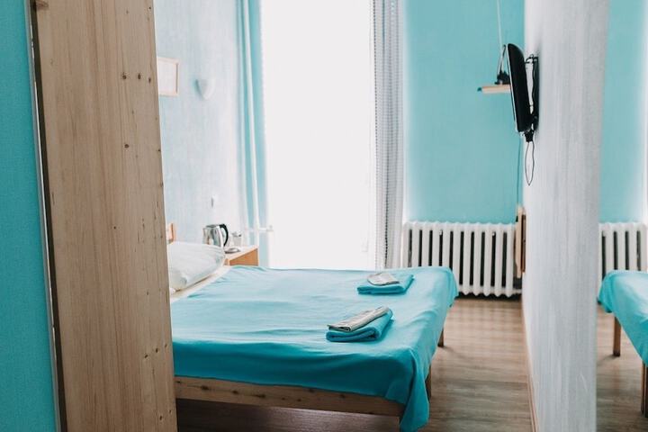 Room 4 of 14