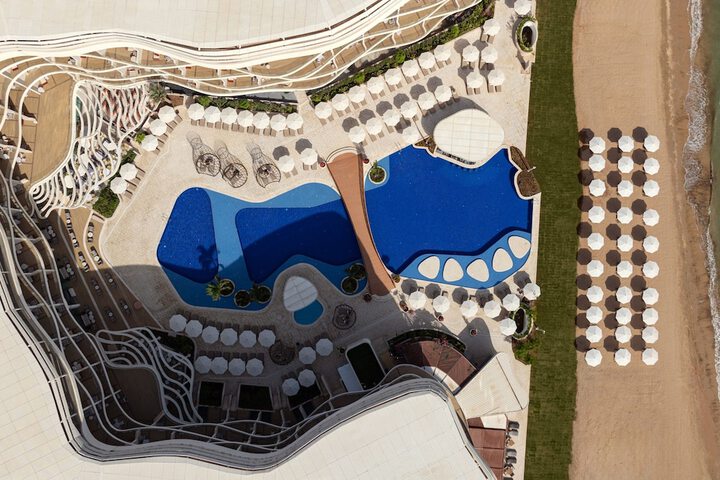 Hotel 134 of 140