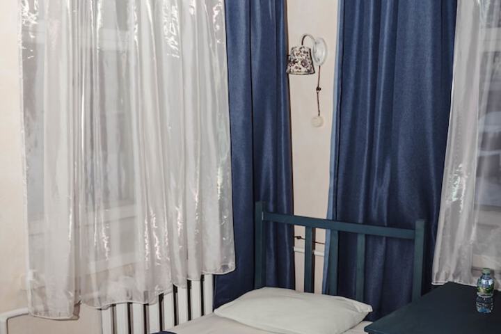 Room 17 of 36