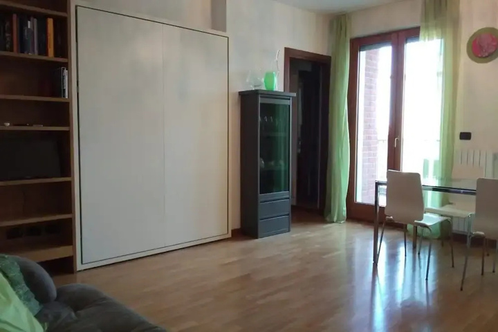 Room 3 of 12