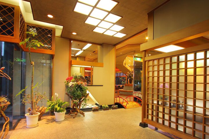 Hotel 2 of 61