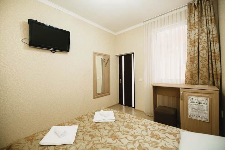 Room 7 of 17