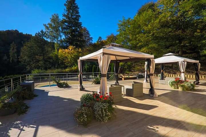 Terrace/Patio 19 of 67