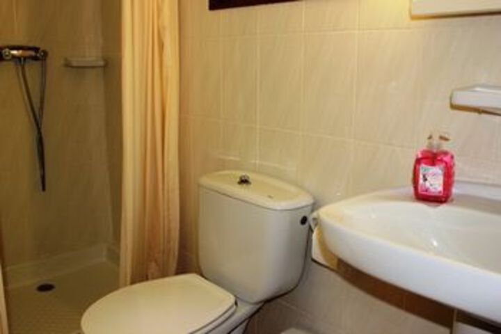 Room 2 of 13