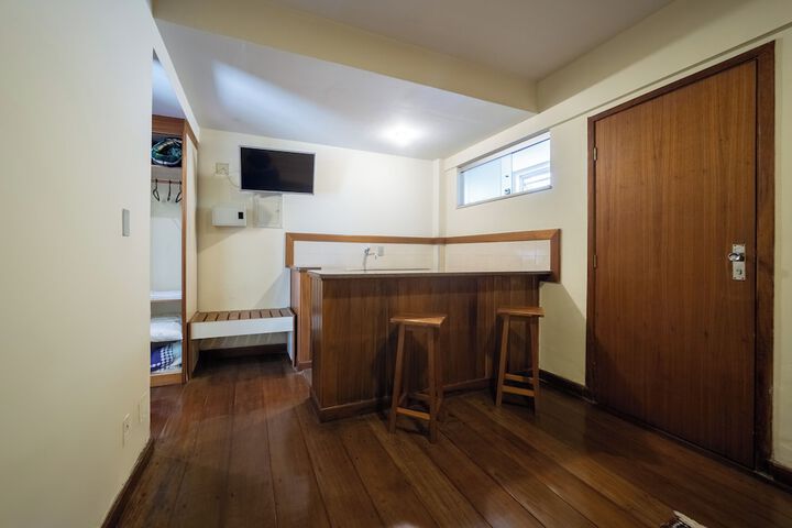 Room 22 of 35