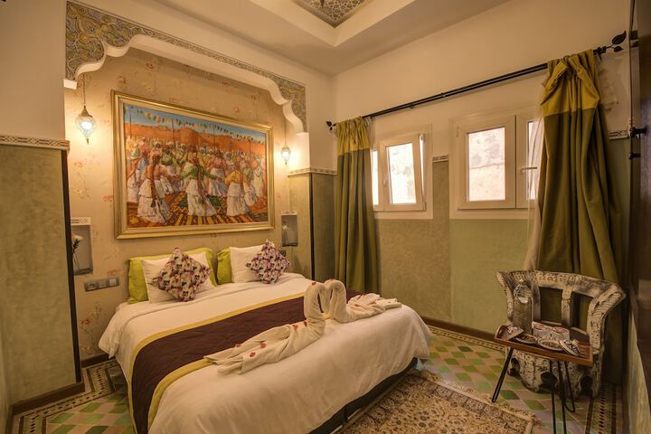 Room 55 of 150