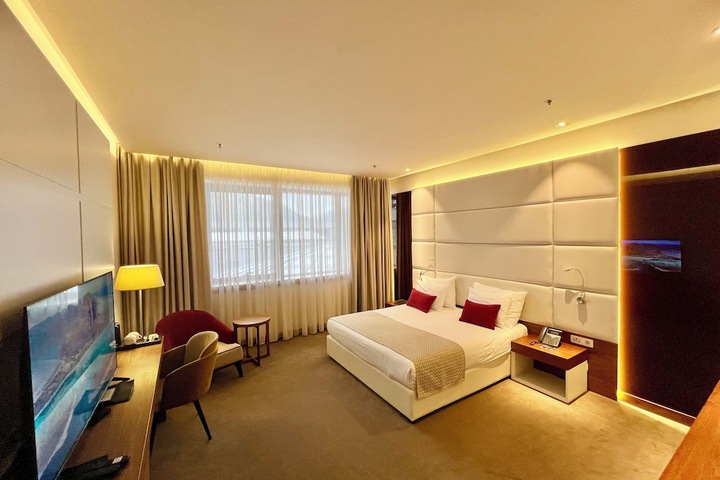 Room 11 of 146