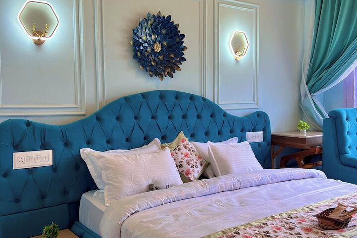 Room 7 of 26