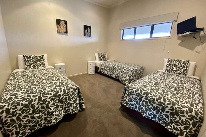 Room 26 of 96
