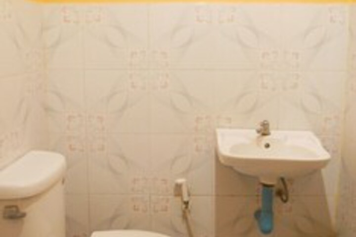Room 2 of 19