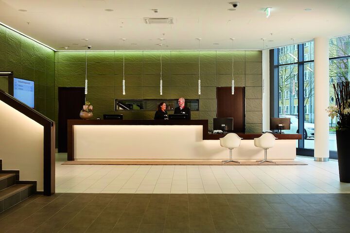 Guest Lobby