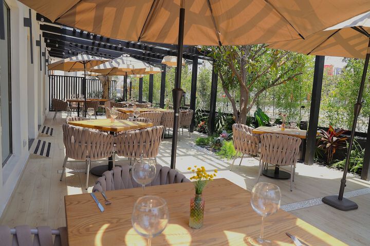 Dining 105 of 138