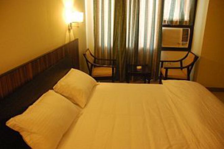 Big Ben Hotel