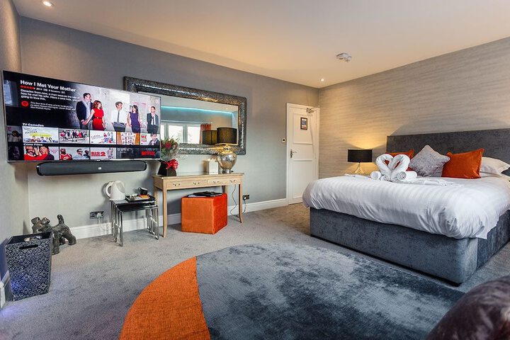 Room 183 of 390