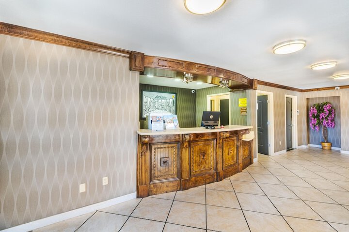 Guest Lobby