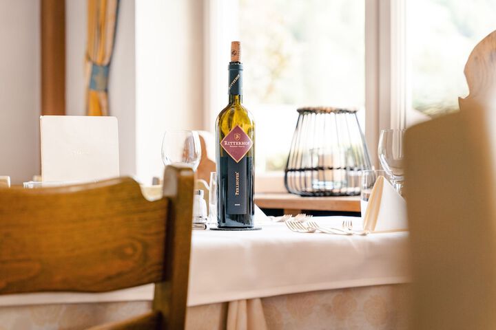 Dining 50 of 55