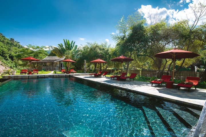 Pool 53 of 154