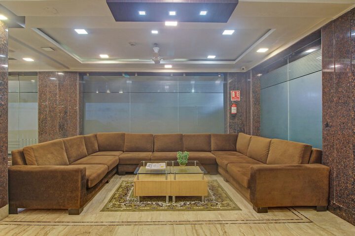 Ballroom/Hall 46 of 69