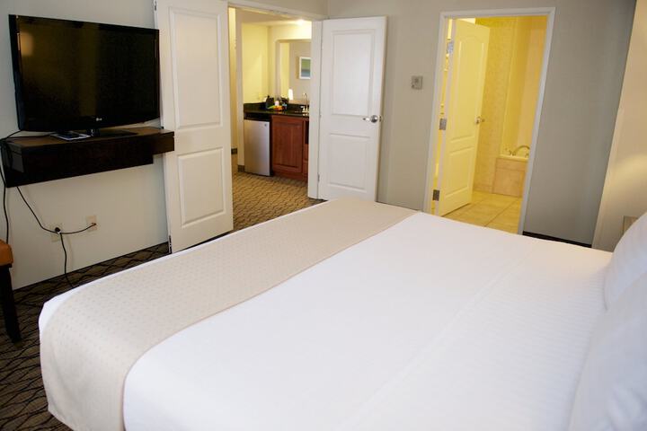 Room 9 of 51