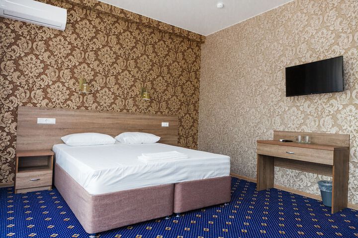 Room 22 of 72