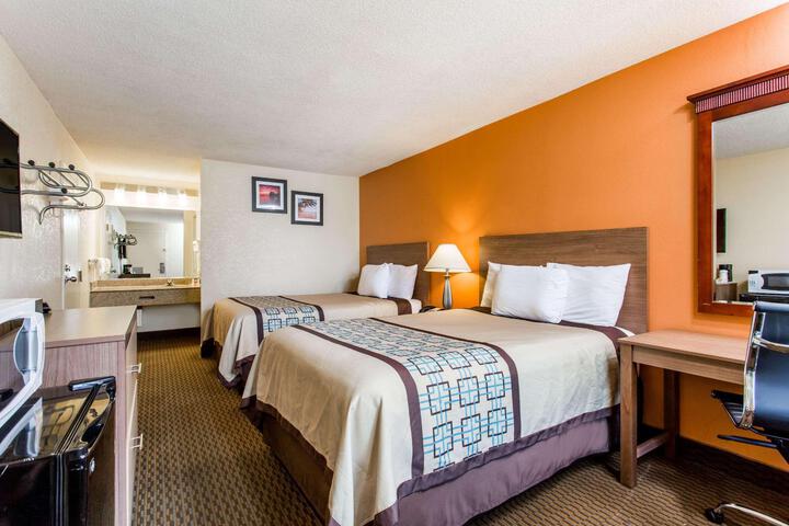 2 Double Beds (2 of 7)