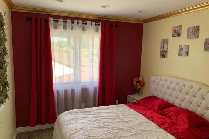 Room 12 of 38