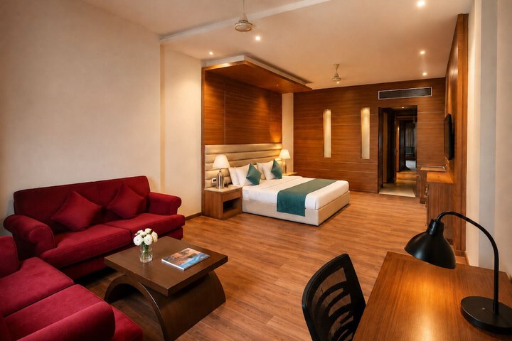 Room 21 of 31