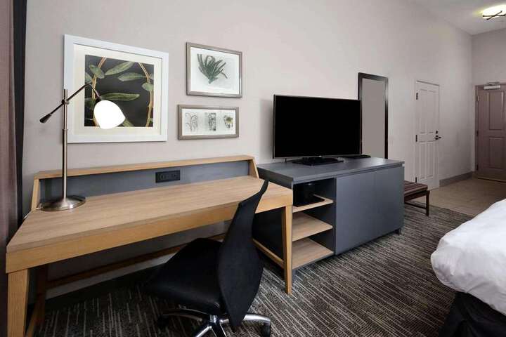 Room 4 of 56