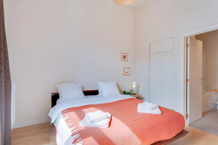 Room 3 of 13