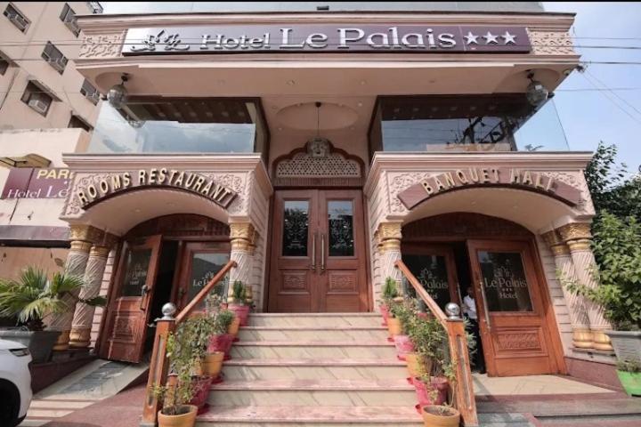 Le Palais Hotel