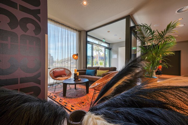 Hotel Interior 12 of 32