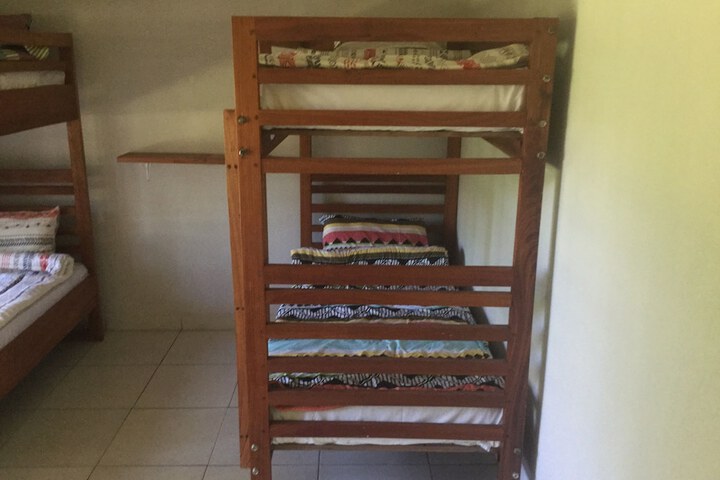 Room 4 of 5