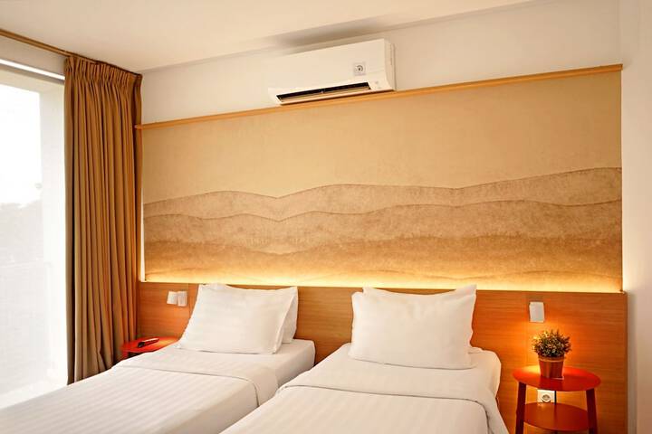 Room 33 of 55